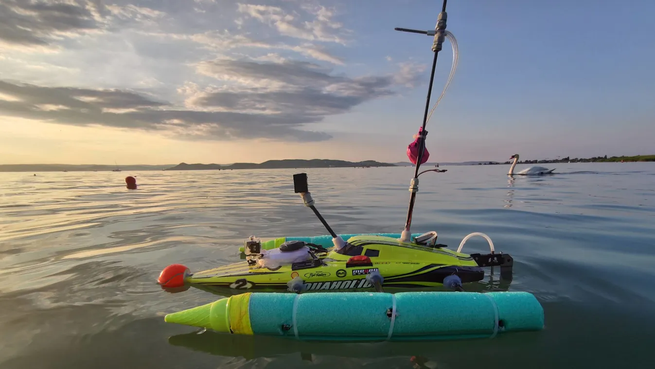 Játékcsónakból fejlesztett drónhajó cirkál a Balatonon, elképesztő, mire képes
