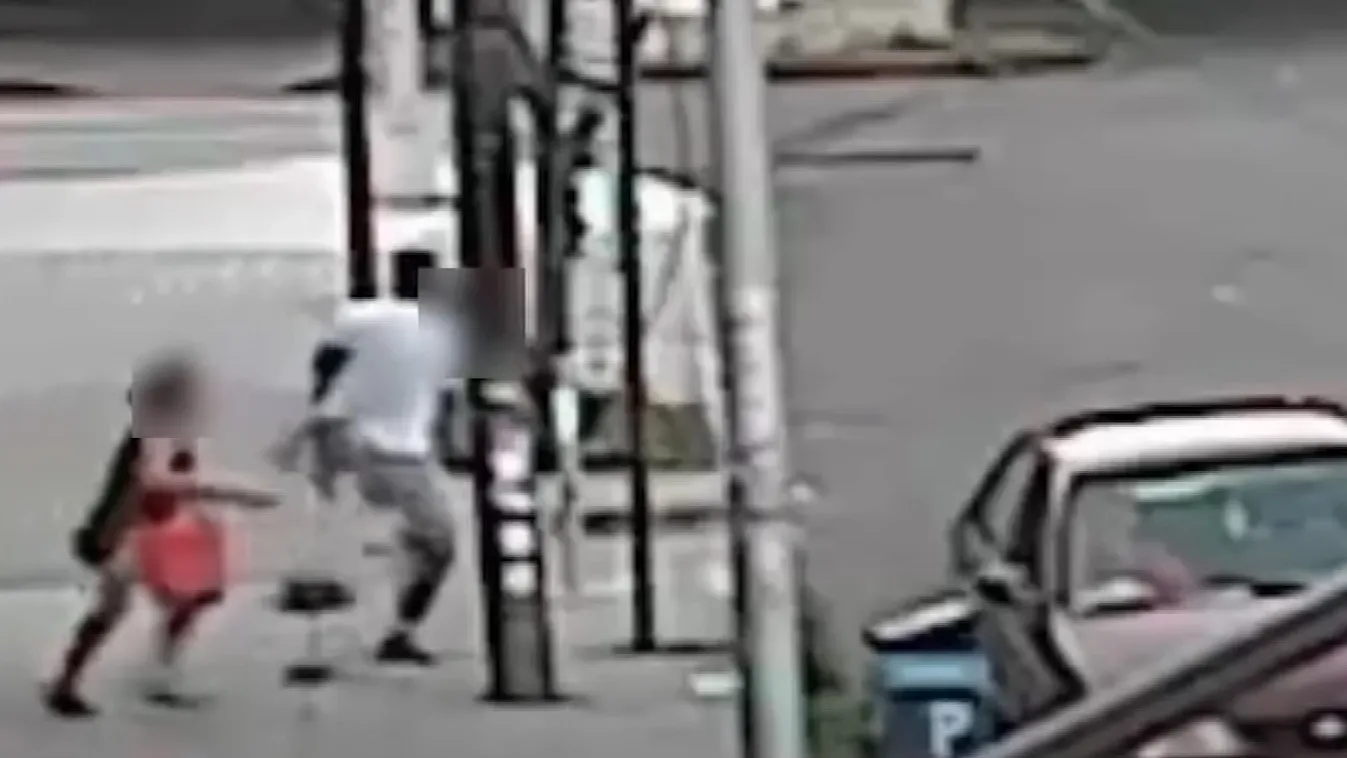 Fényes nappal, édesanyja mellől rabolta el az 5 éves kisfiút a férfi a nyílt utcán - sokkoló videó