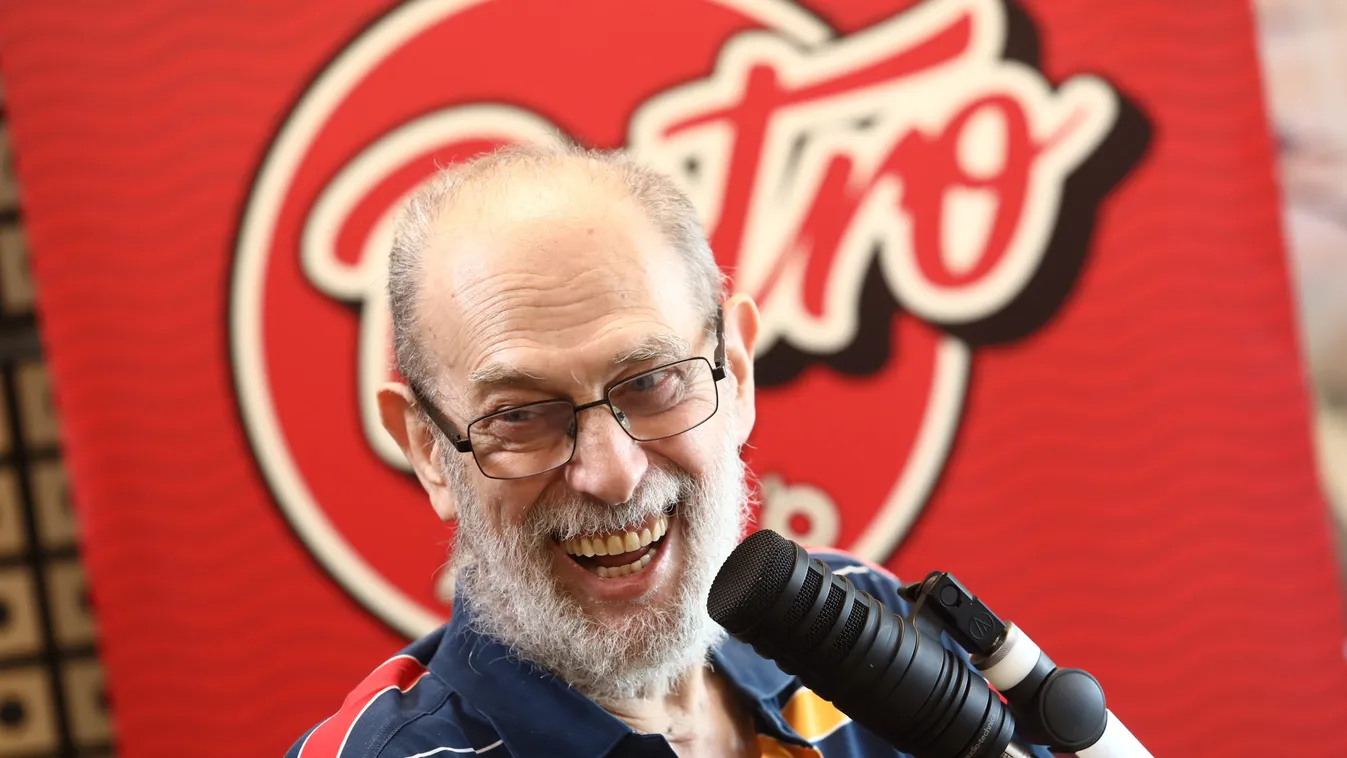 Boros Lajos megríkatta egykori kolléganőjét. Bocsánatot kért Lali király