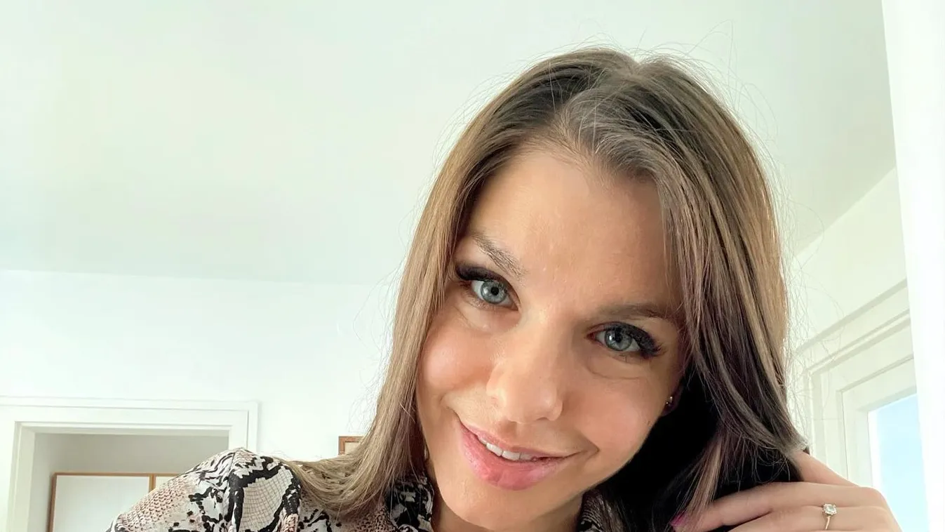 Dér Heni sosem számított arra, ami történt vele a szülés után - Fotó