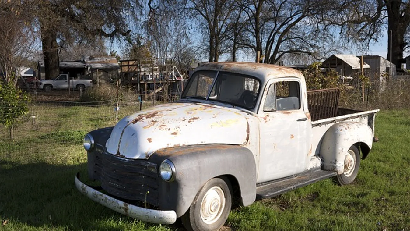 Vérlázítóan aljas módszerrel szivatják a határ környéki idős magyarokat