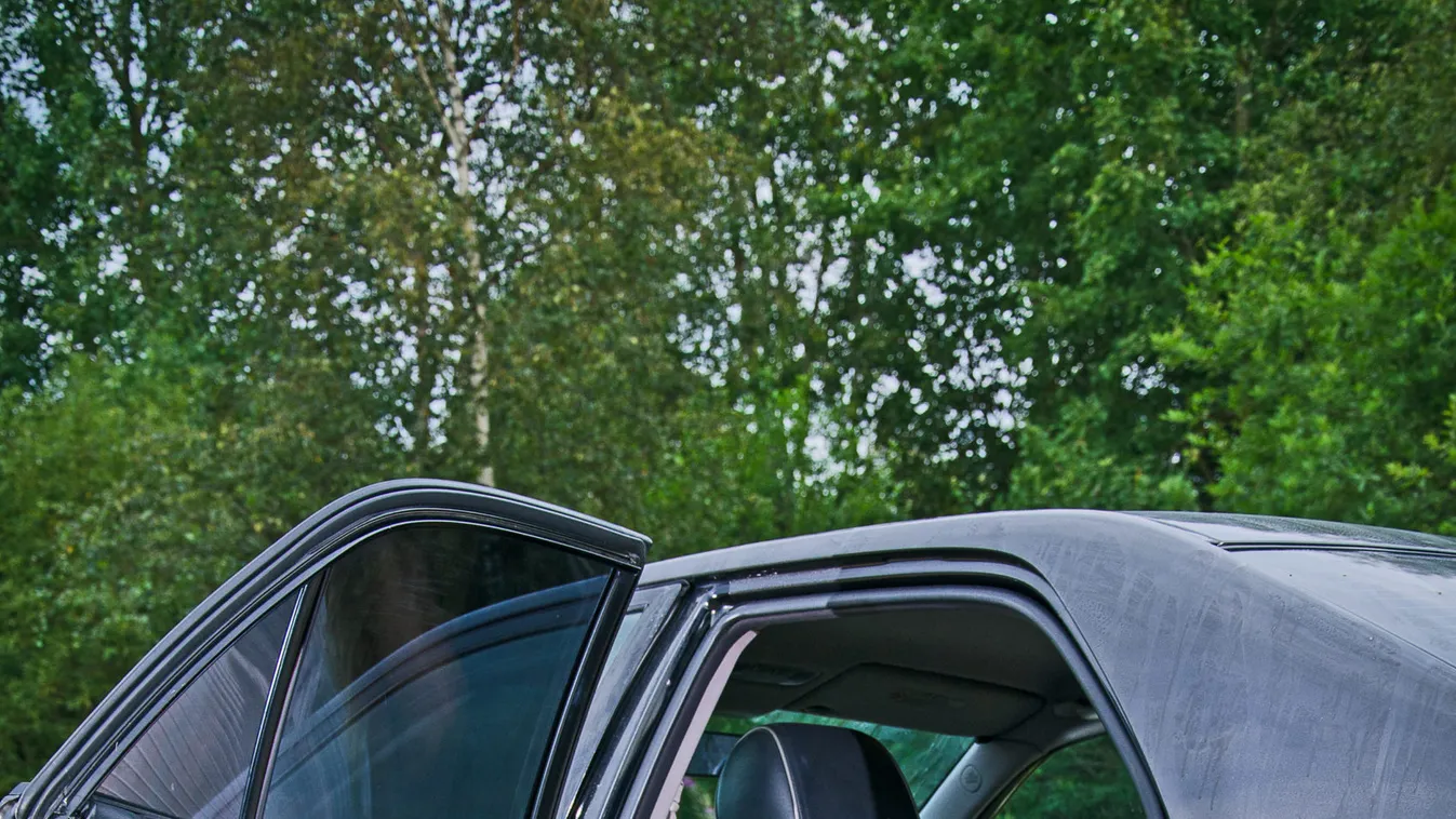 Az autós orálszex diszkrét bája: robban a nő gyönyöre, ha így kényezteti a férfi