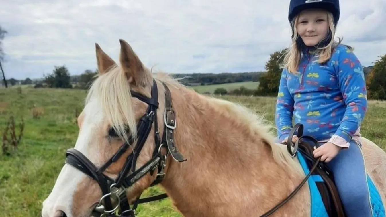 Brutális baleset: egy 7 éves angyalarcú kislány azonnal meghalt