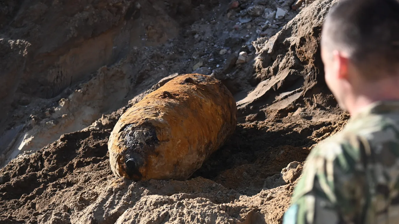 Megszólalt a szakértő: éles a féltonnás angyalföldi gigabomba – videó