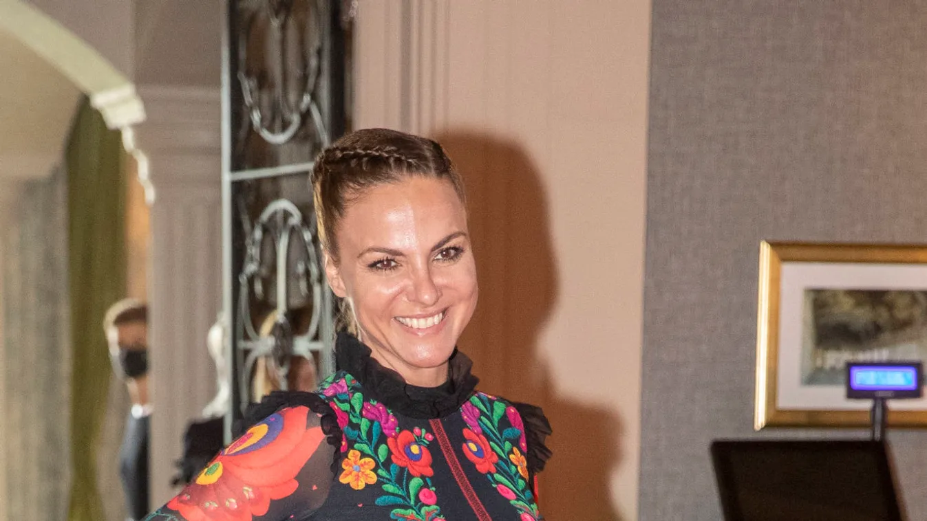 Magánéleti titkairól rántotta le a leplet Péter Szabó Szilvia, erre készül