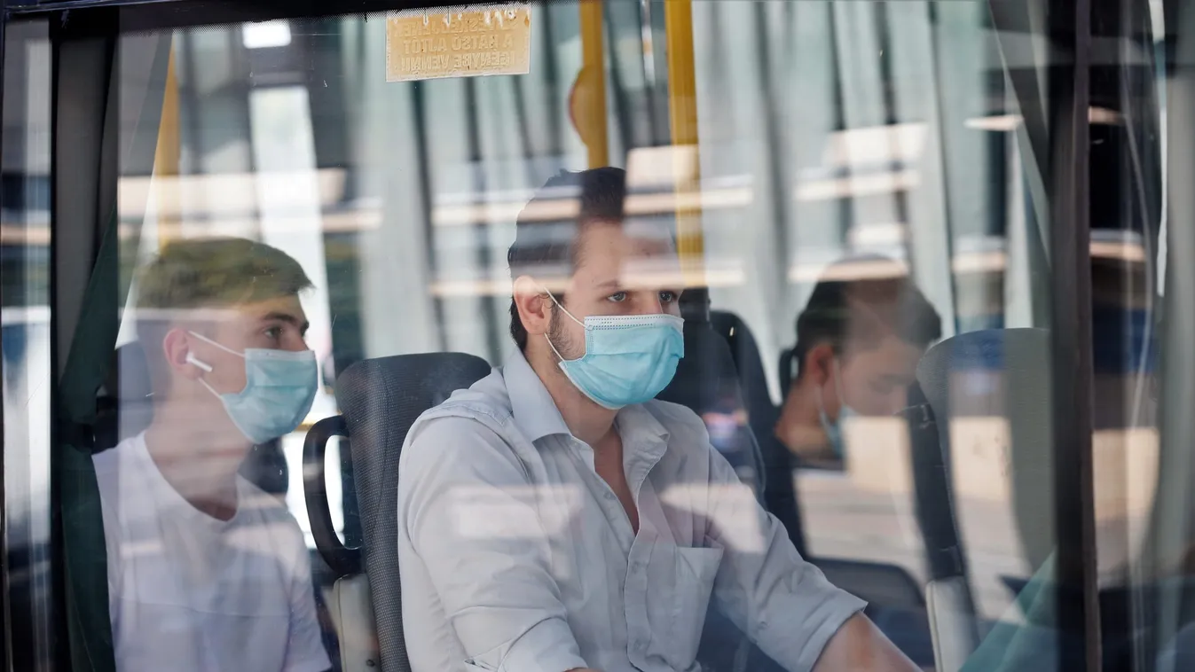 Mi ezért ragaszkodunk a maszkhoz! Aki még viseli, elárulta, hogy miért