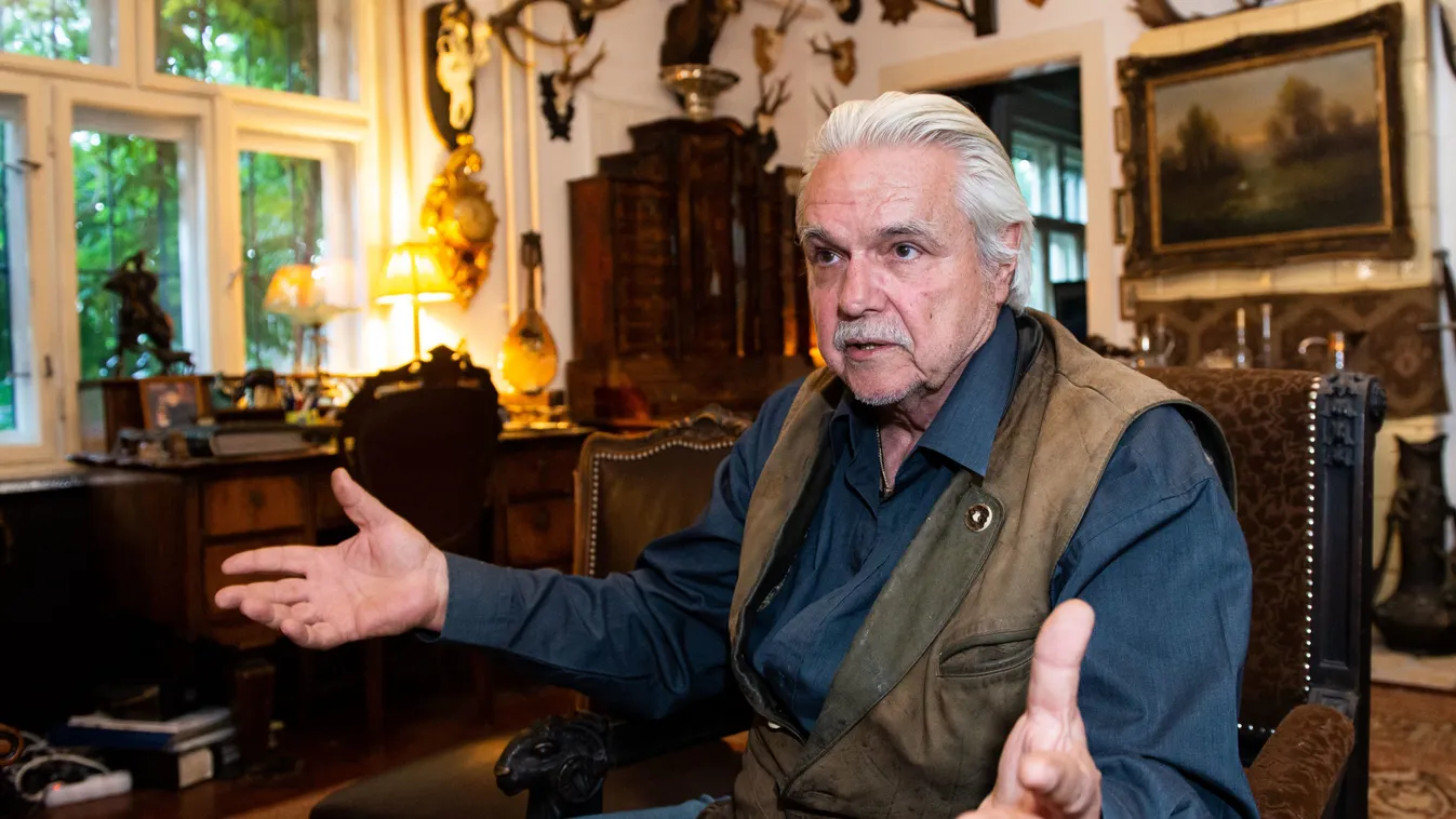 Kiderült Oszter Sándor tavának titka: bár egy bírósági döntés megsemmisítette, pompázik