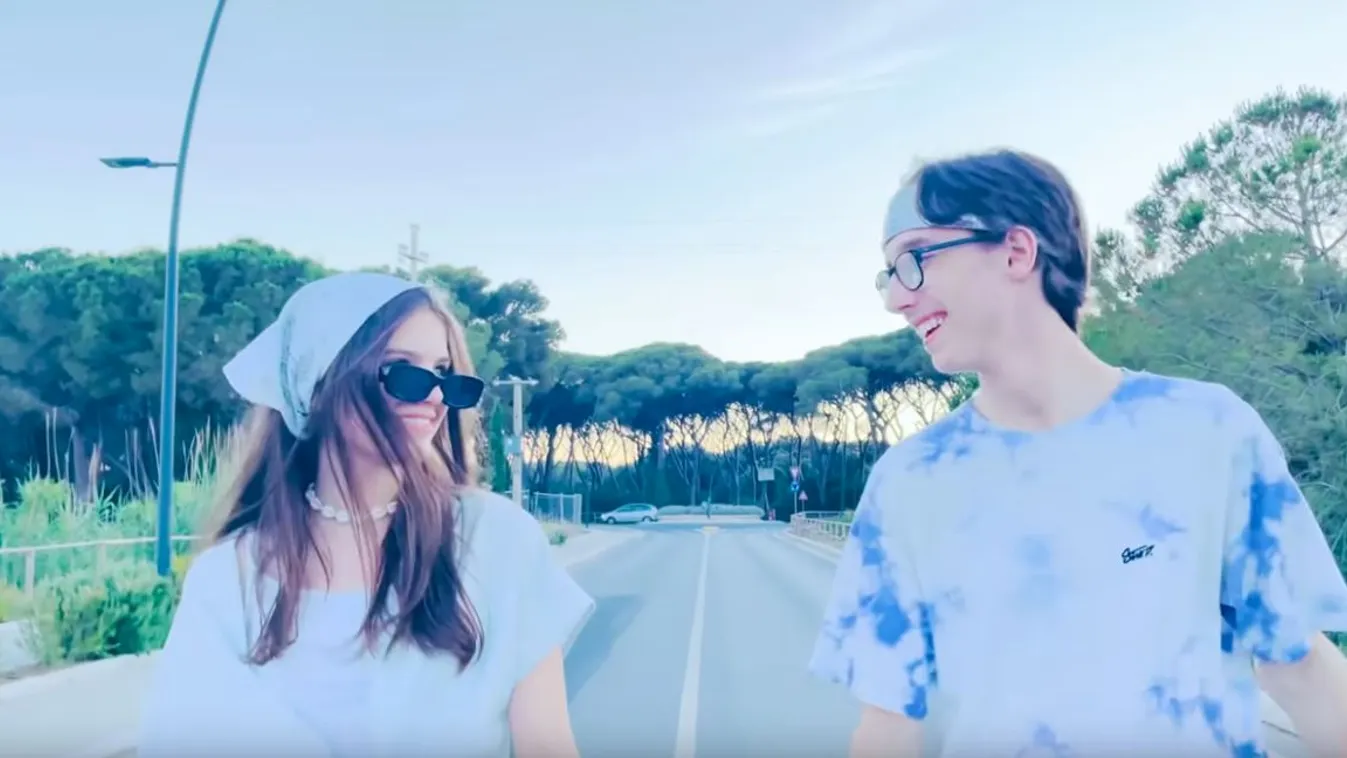 Ezt figyeld! Így hangzik magyarul a 23 éves gigasláger