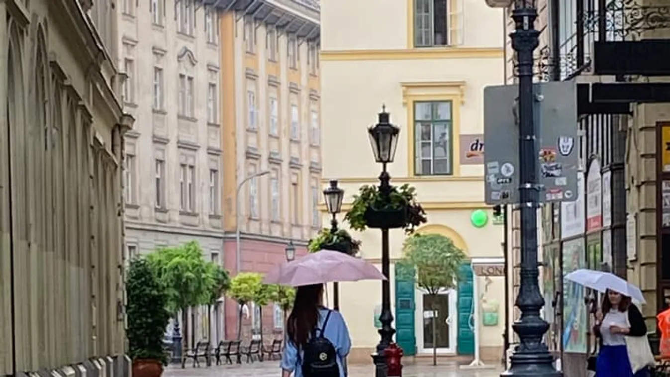 Brutális képek, így árasztotta el a víz Budapestet