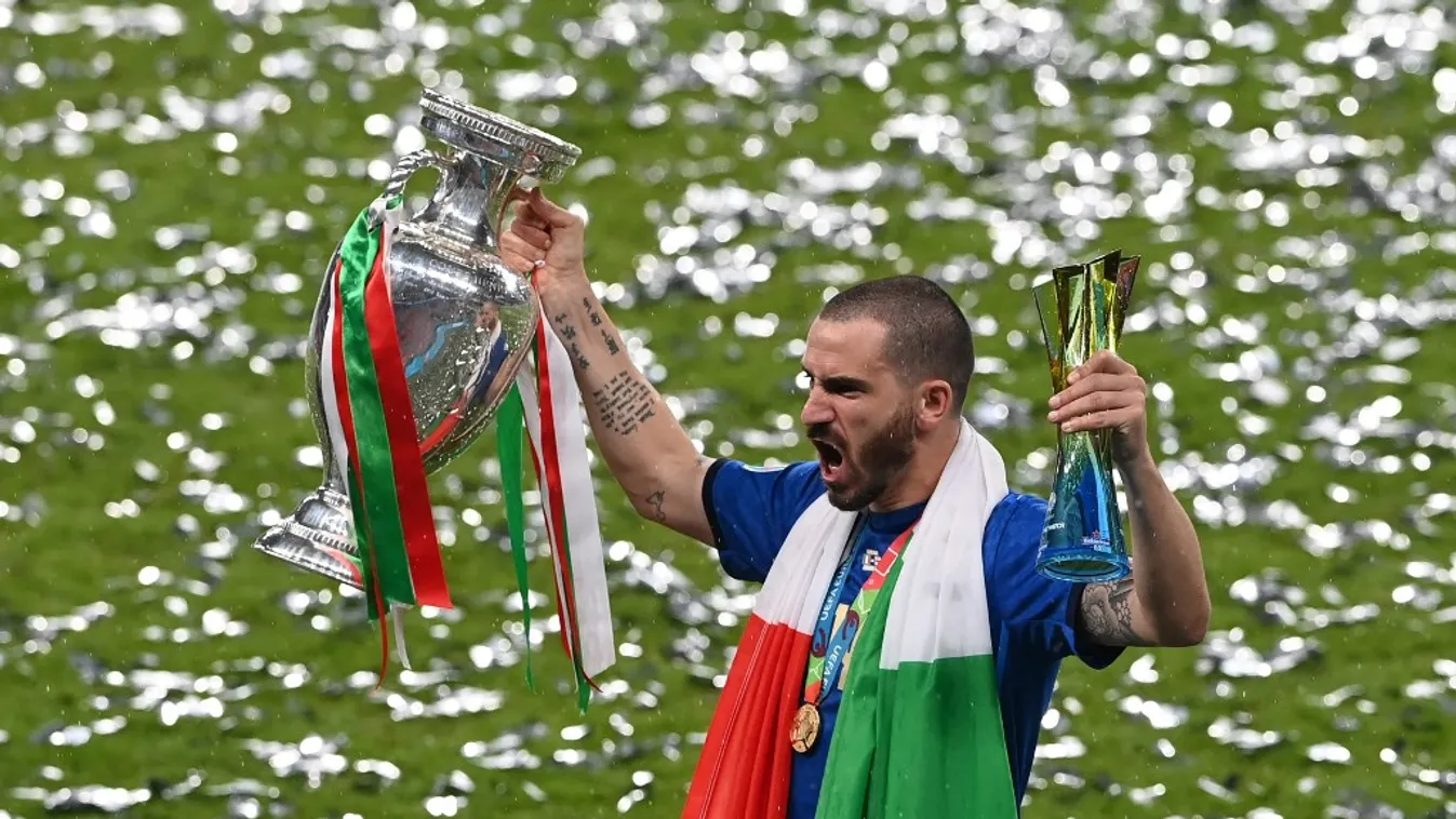 „Ma mindent megiszom” – így piált éjjel az Eb-döntő hőse – videó