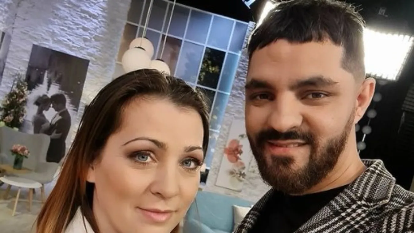 Kiderült, kislányt hord a szíve alatt a magyar sztárénekes felesége - Videó