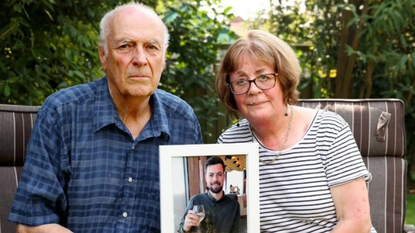 "Még átadott egy csokor virágot, azt mondta, hamarosan találkozunk. Rá egy órára hívtak, hogy a fiam meghalt"