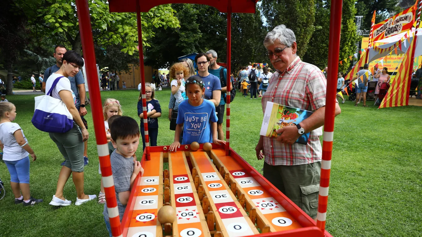 Hercegeket és hercegnőket képeznek a Gyerekligetben - így vették birtokba a Városligetet – fotók