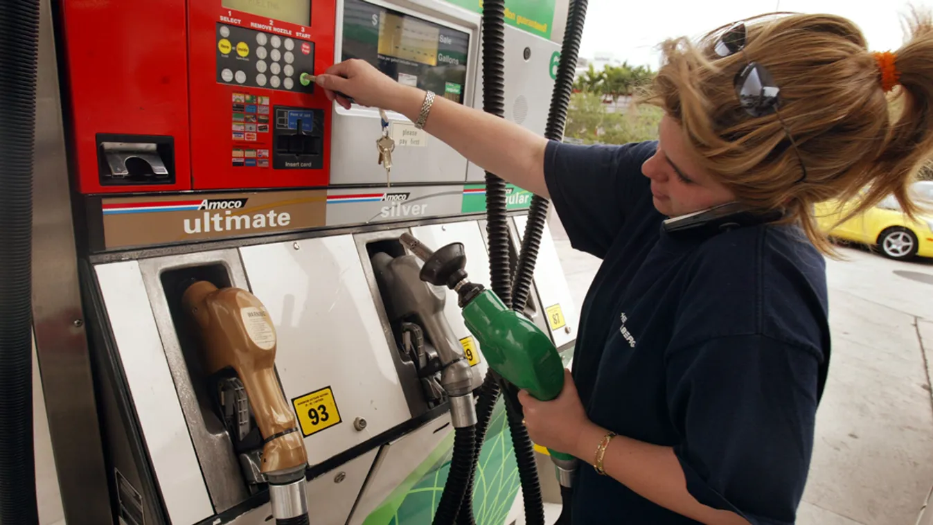 Nem vicc: több millió amerikai autótulajdonost kell megtanítani tankolni a hőség miatt