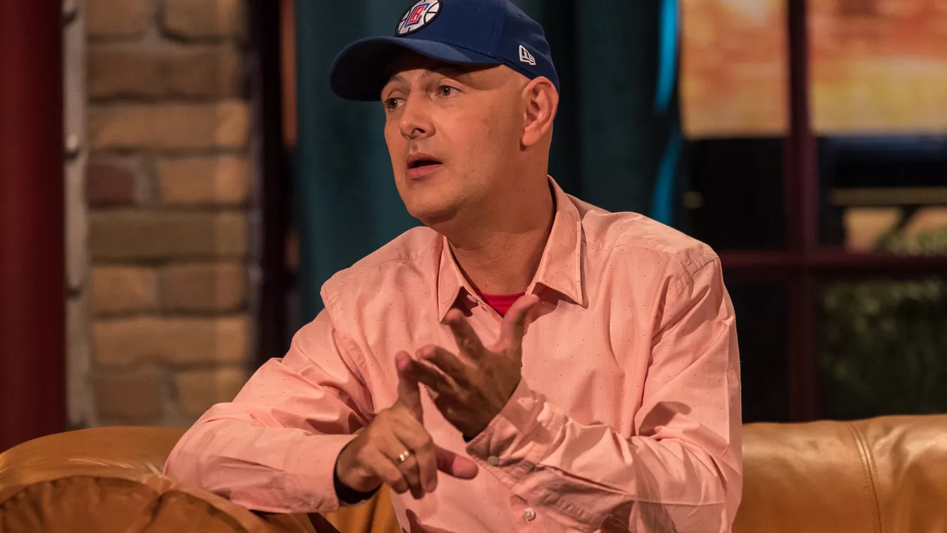 Vujity Tvrtko visszatért: Ismét egy életveszélyes pokoli történetről tudósított