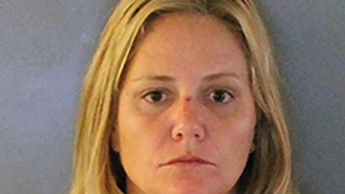 Eldurvult a börtönrandi: Hevesen maszturbált ez az angyalarcú nő - Fotó