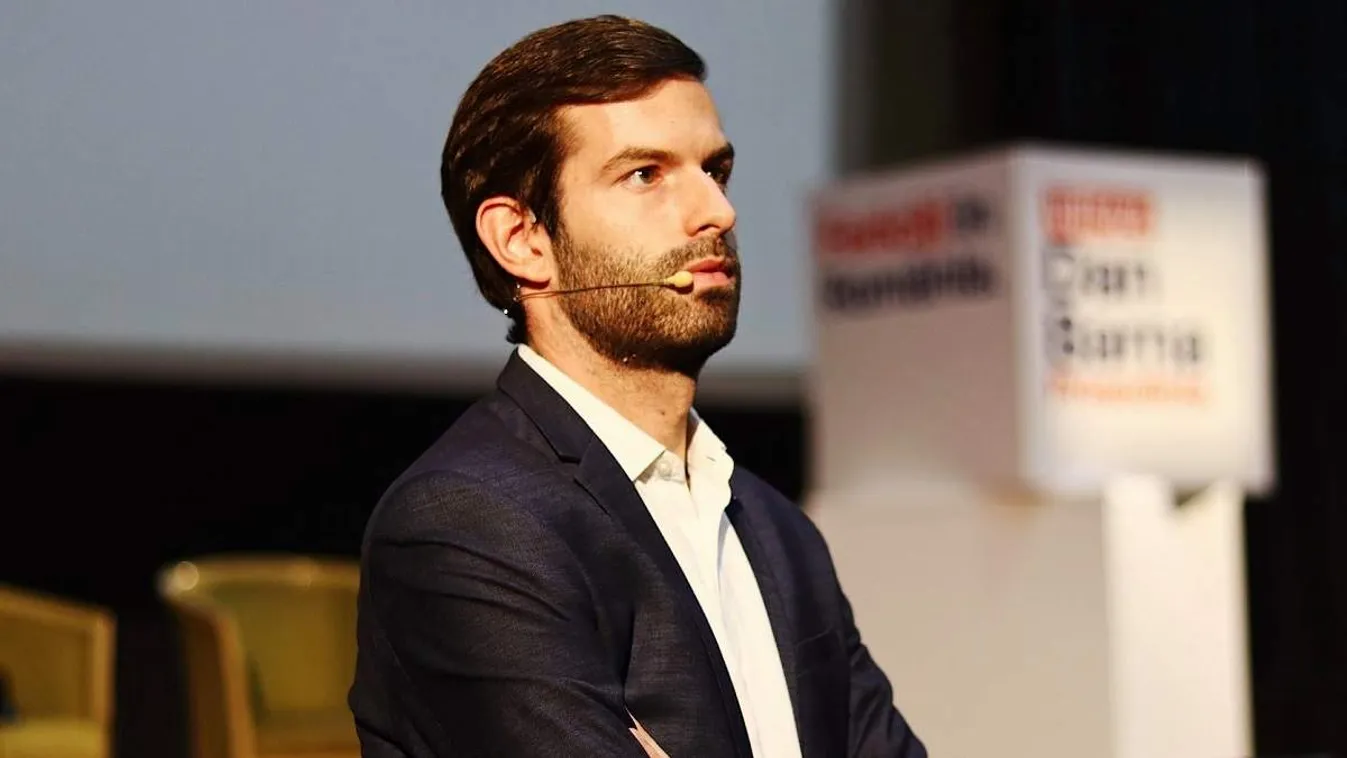 Fekete-Győr András komoly ellentmondásba került önmagával