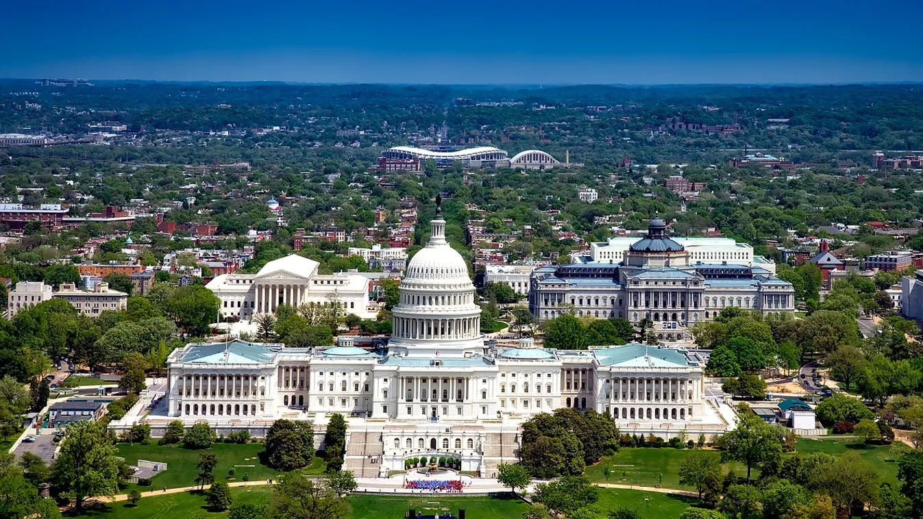 Most kaptuk: bombariadó miatt kiürítették a washingtoni Capitoliumot