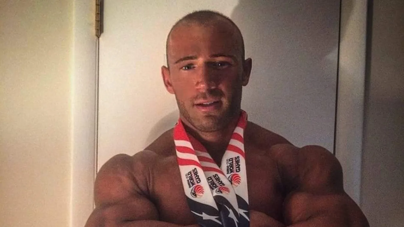 Figyelem hölgyek! Megmutatjuk Pétert, a világ legizmosabb rendőrét - fotók