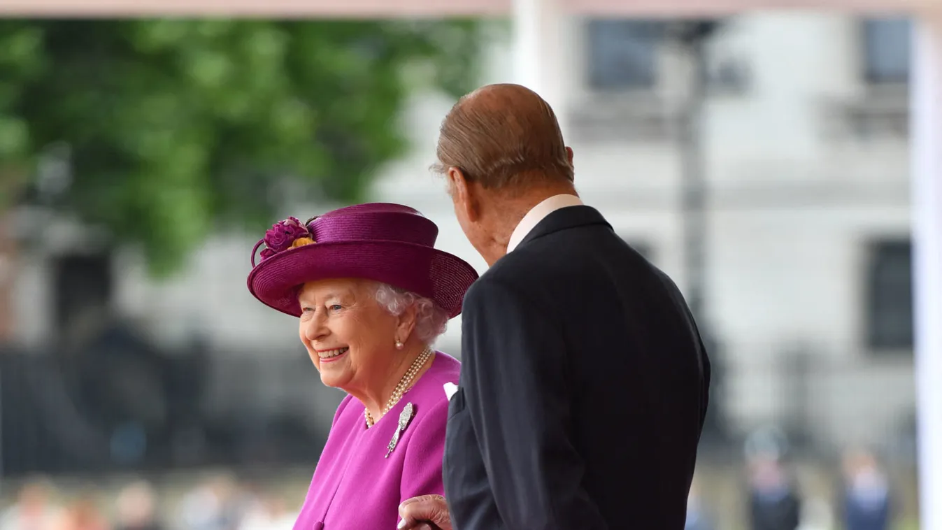 Halhatatlan szerelem: ezt súgta Fülöp herceg II. Erzsébet királynőnek, ezért nem mond le a trónról