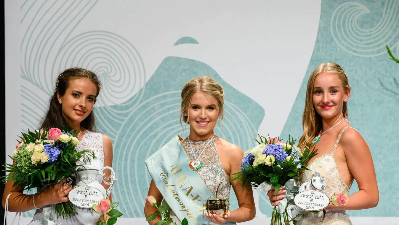 Kislánykora óta erre készült: gyönyörű helyi lány lett az Anna-bál szépe