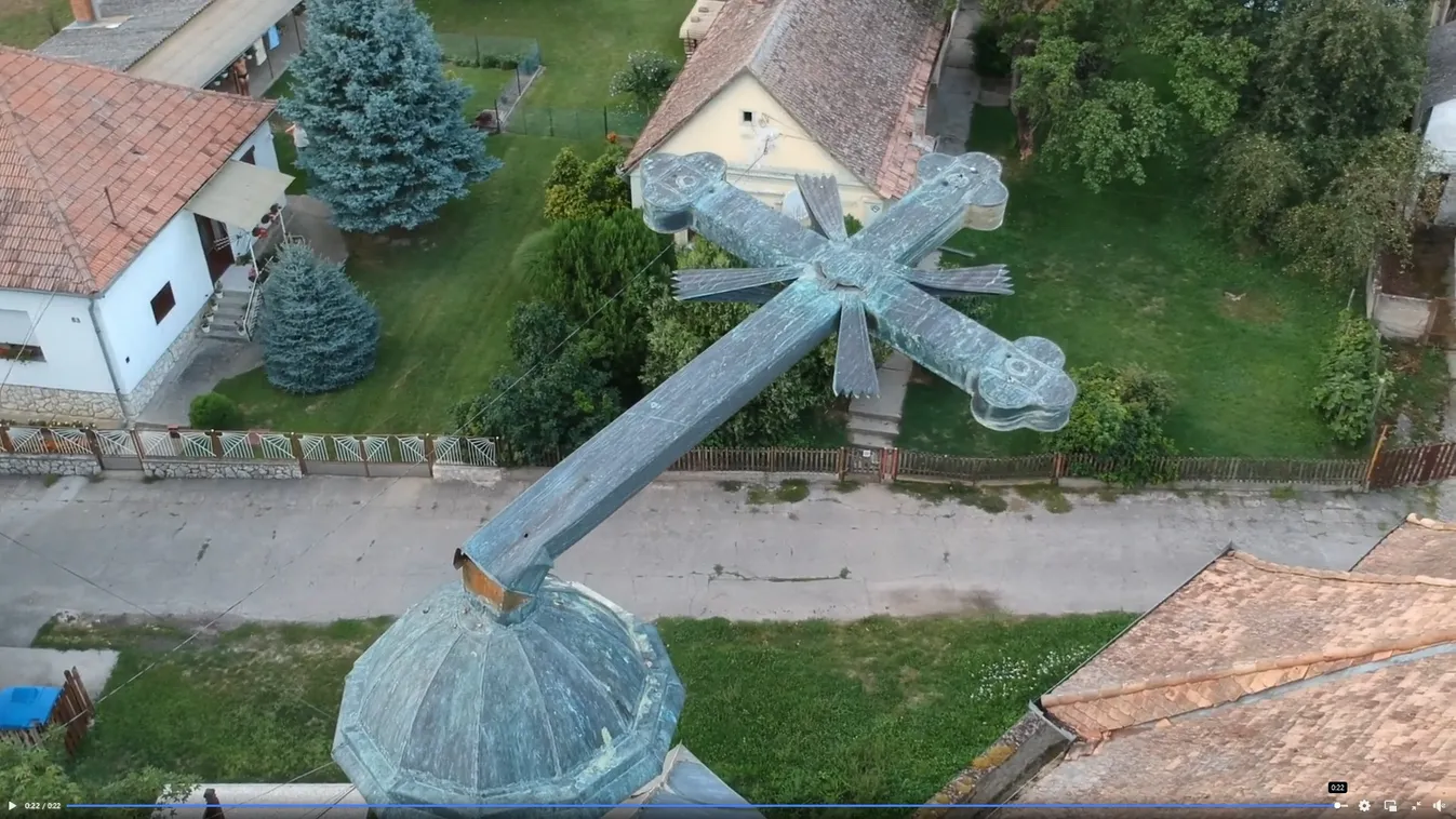 Nagy pusztítást végzett a vihar, még a templom keresztje is letört