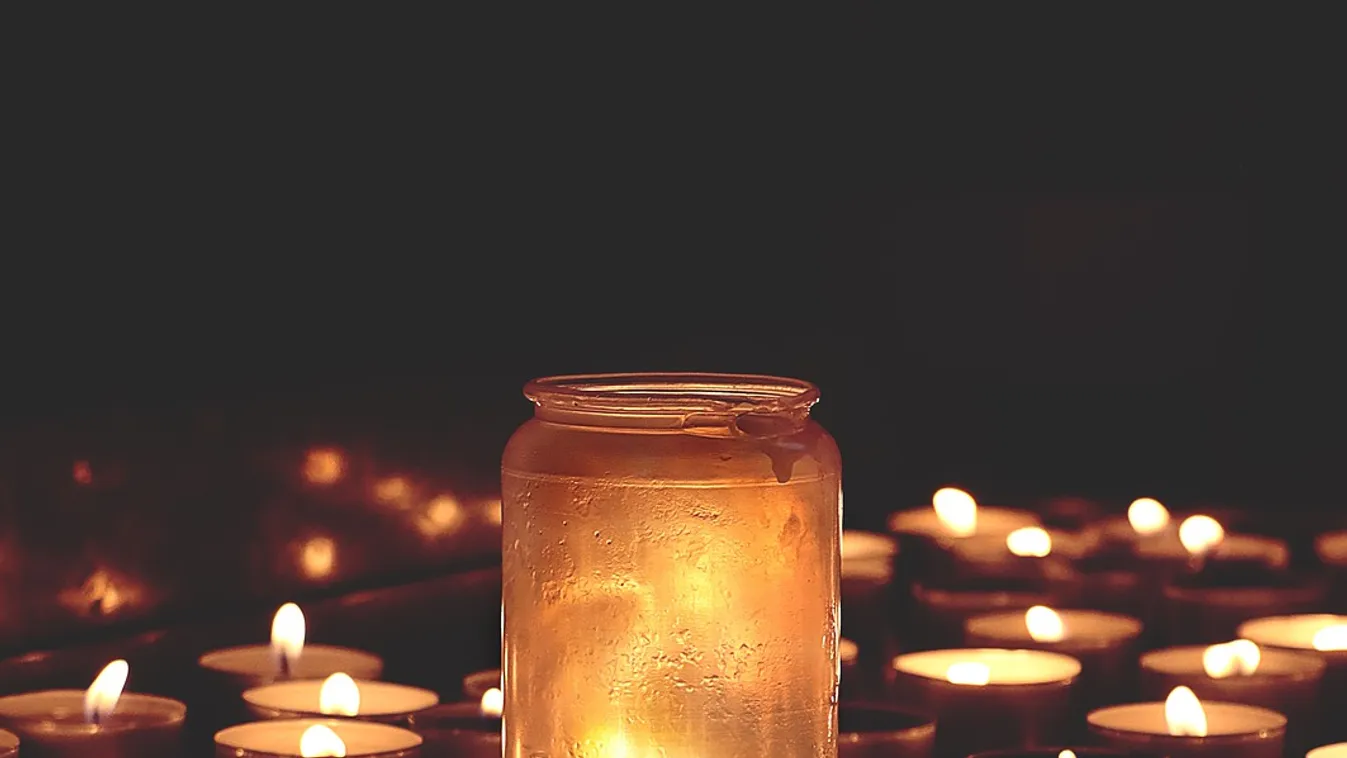 Felfoghatatlan tragédia: Agyonnyomta a tükör az 5 éves kisfiút