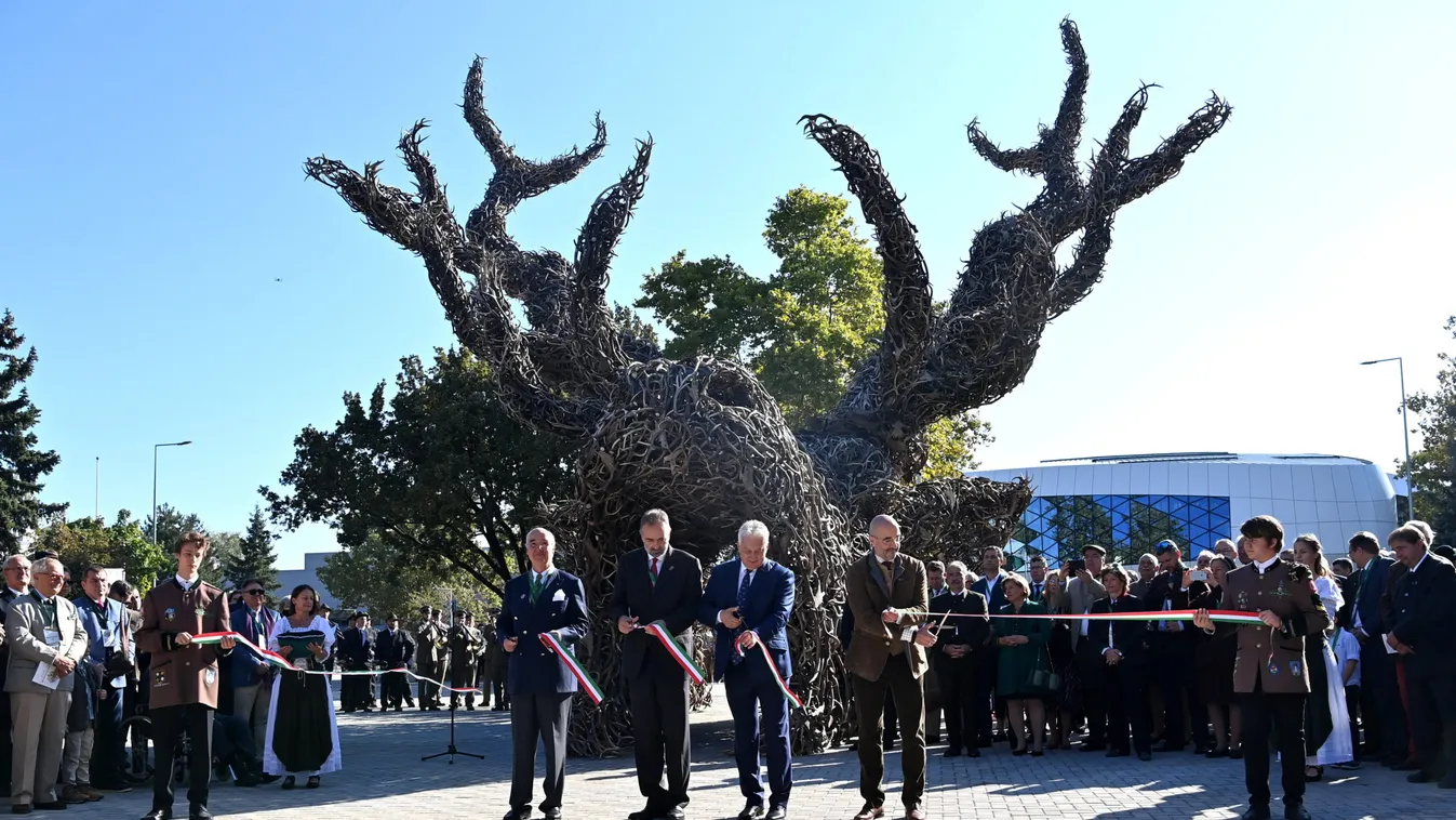 Semjén Zsolt: A magyar vadászati kultúrához méltó rendezvény kezdődött – videó