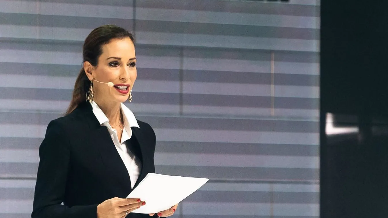 Az utcáról üzent a férje Demcsák Zsuzsának - Fotó