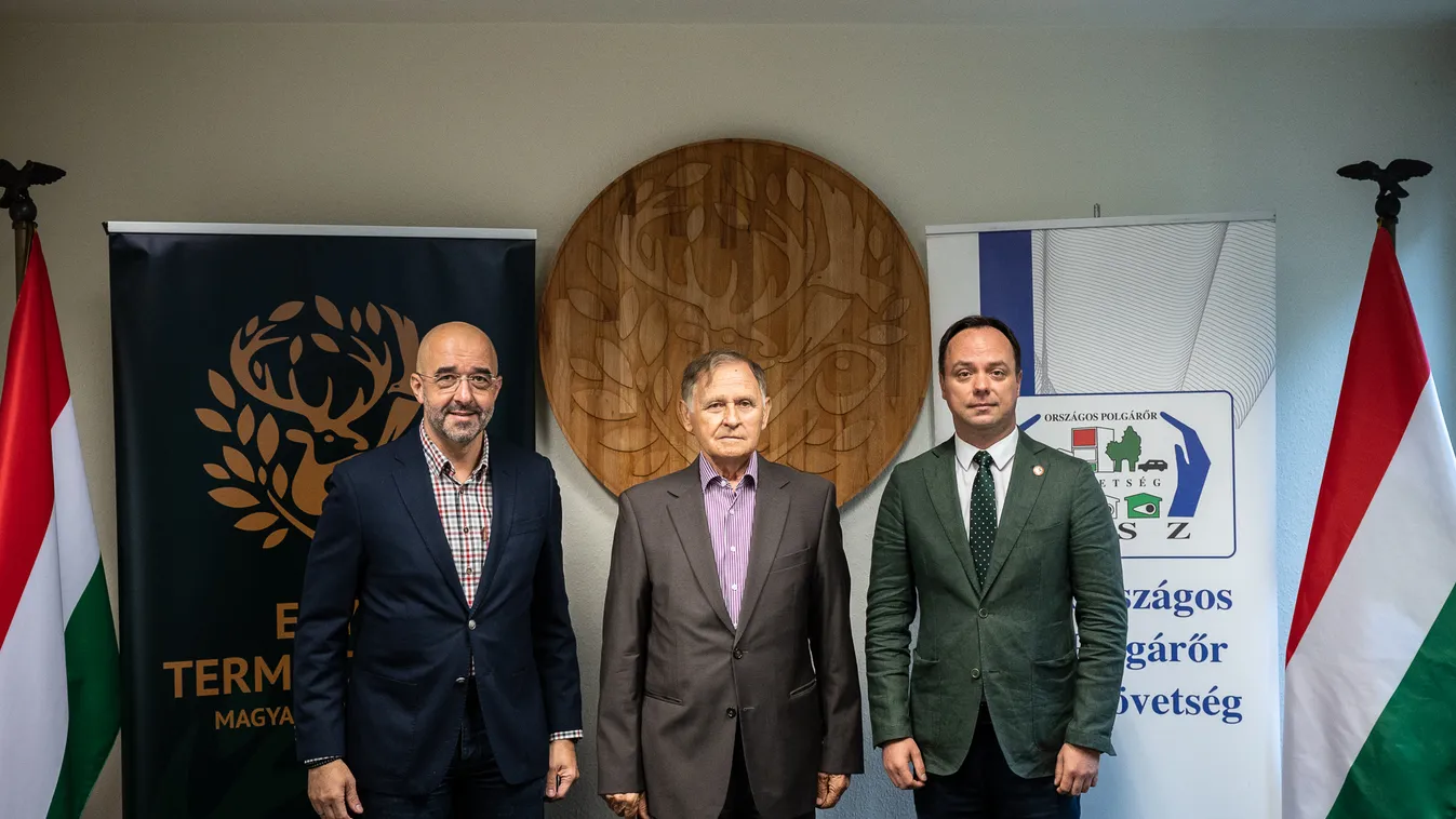 Vadászati világkiállítás: a polgárőrség is segíti a közlekedést és a közbiztonság fenntartását