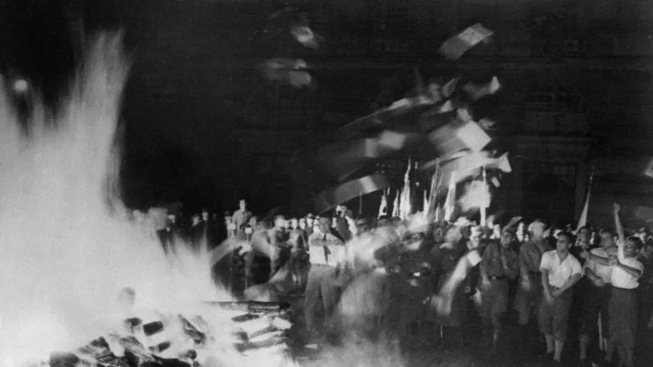 Iskolai könyvégetést szerveztek a kanadai liberálisok a megbékélés jegyében