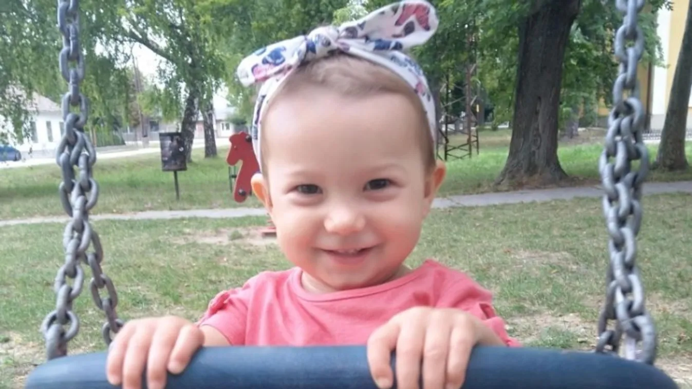 Segíts megtalálni: egy tündéri 3 éves kislány tűnt el Győrben - Fotó