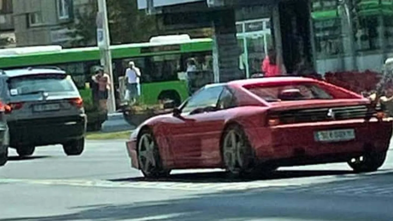Ezt tette a fiatal magyar lány a Ferrarival lerobbant nagypapákkal