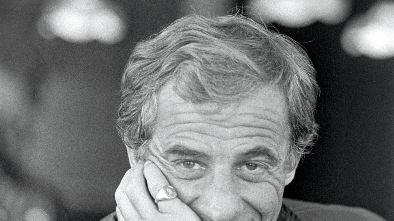 Megindító fotókkal búcsúzott Jean-Paul Belmondo unokája - Fotók