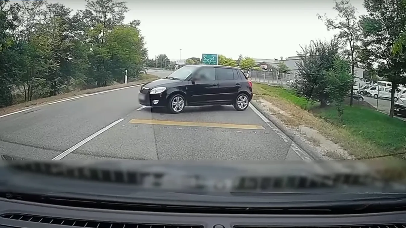 Bénázás a köbön: ettől az autóstól nem kell elvenni a jogsit, mert tuti nincs neki – videó