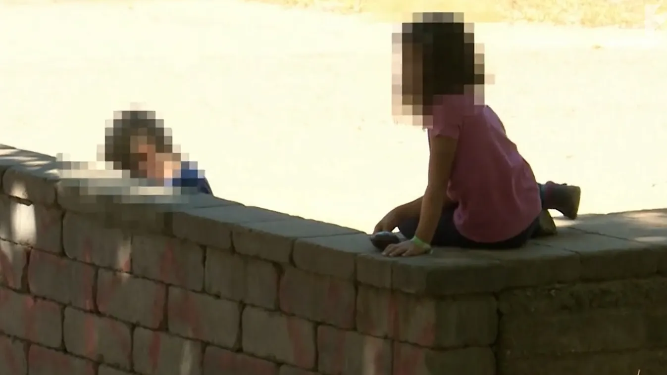 Felháborító: kislányokat simogatott egy férfi egy pécsi általános iskola mosdójában