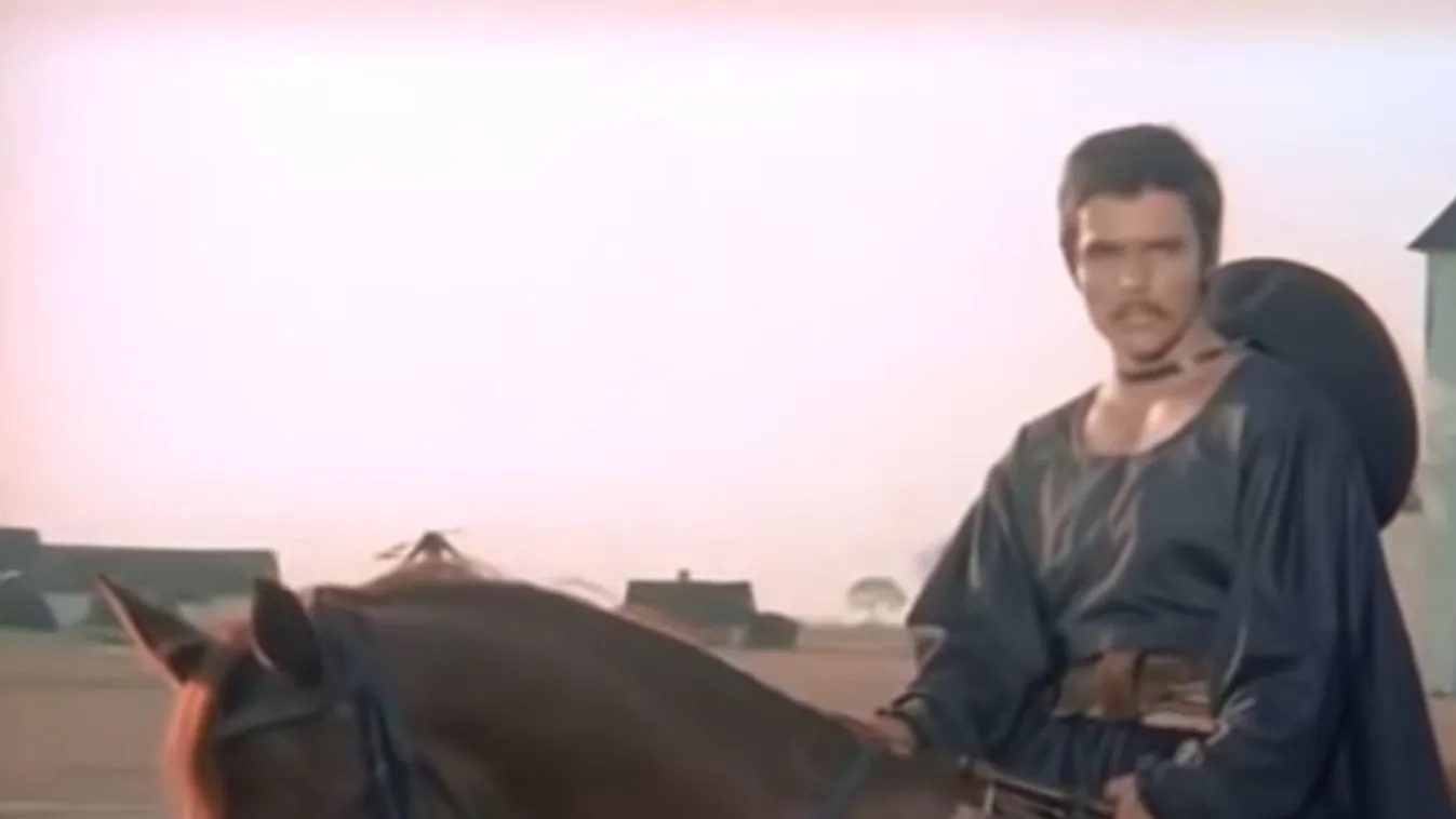 Hátborzongató: Négy napja kerültek fel a netre ezek a videók Oszter Sándorról