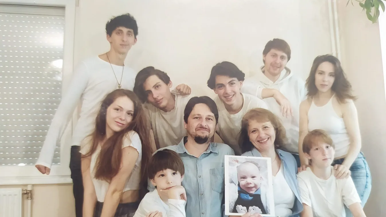 Öt év alatt négy gyermekük született, azután még öt – mesél a magyar nagycsalád