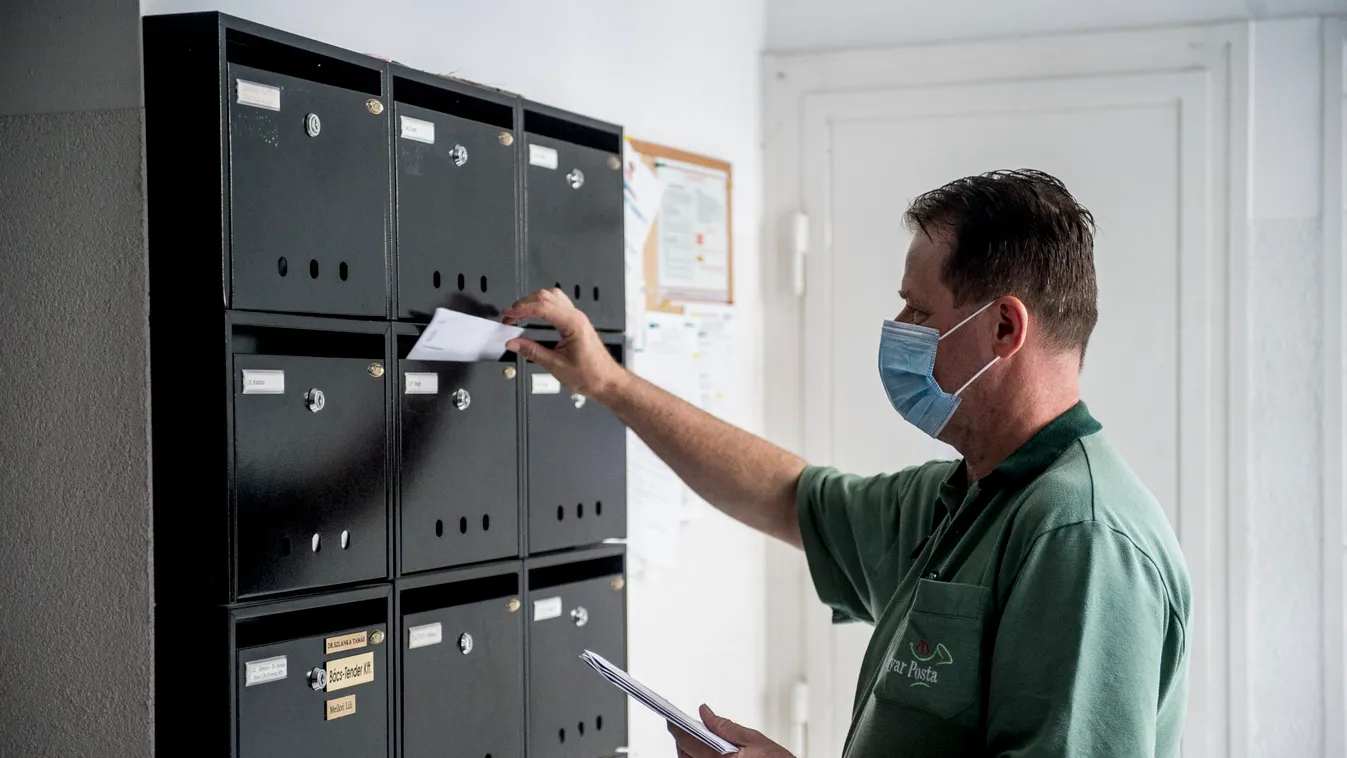 Hihetetlen: 15 év késéssel kapott küldeményt egy pécsi férfi, ez várta a postaládában