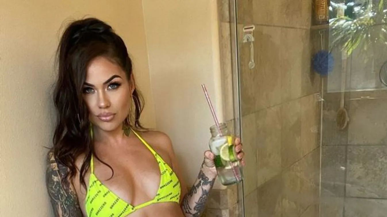 "Nem tudtam enni adni a gyerekemnek, most milliókat keresek a vetkőzésből" - vallotta az édesanya