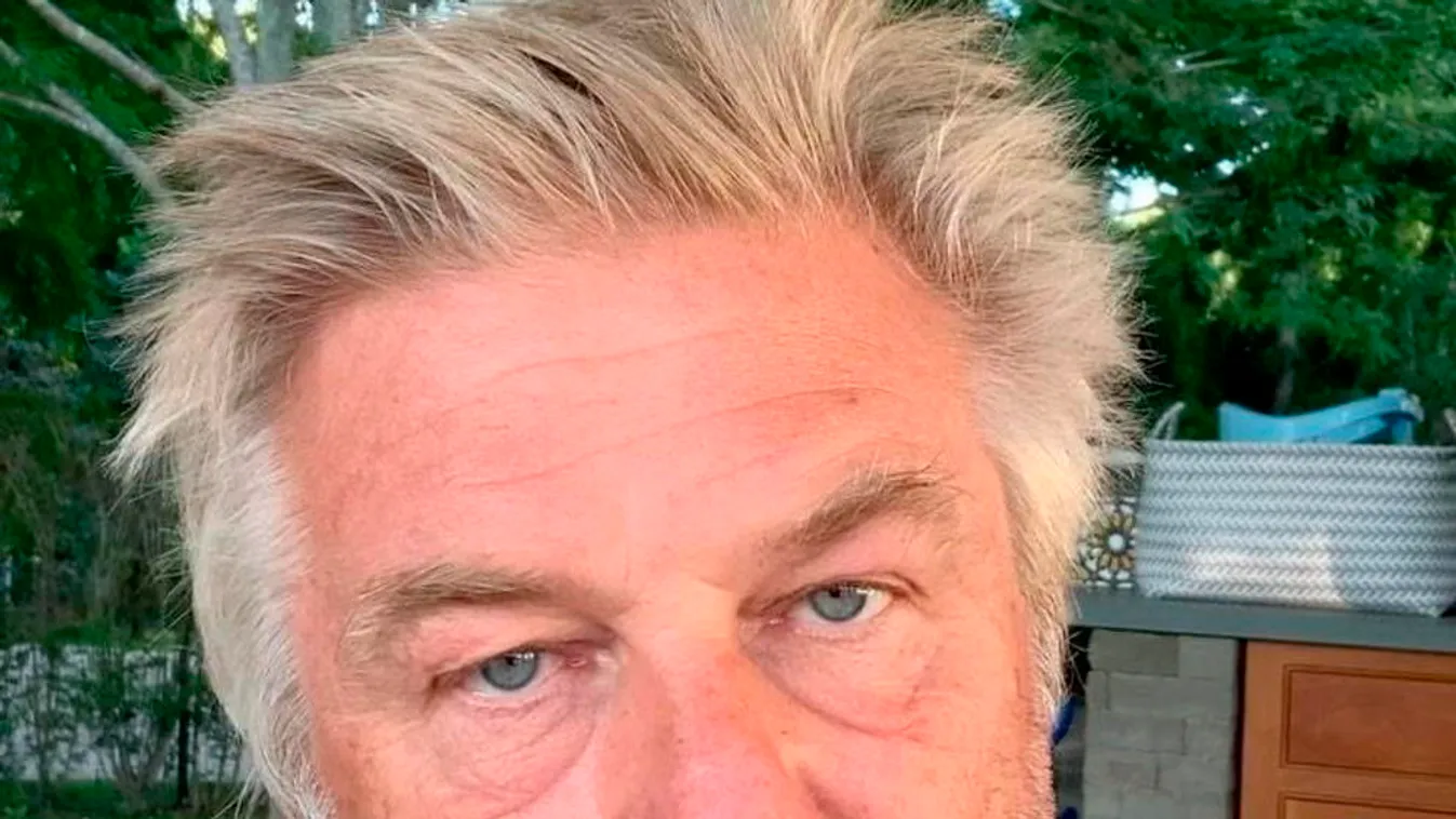 Ezt a gyönyörű operatőrt lőtte agyon Alec Baldwin - Fotók