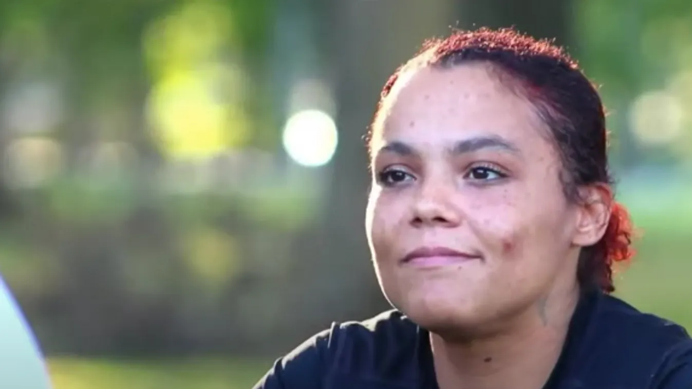 Megoldódhat a rejtély: egy fiatal nő állítja, ő a 21 éve eltűnt kislány