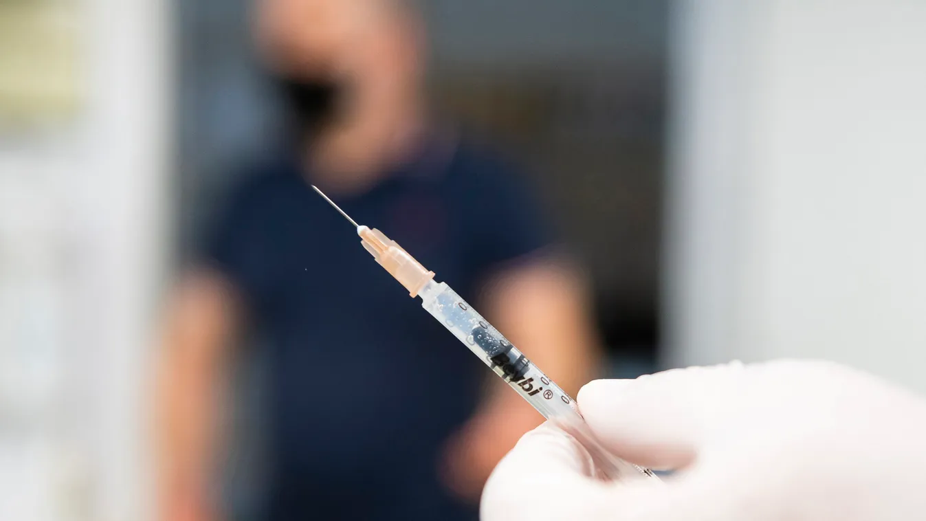 Nekik jár ingyen az influenza elleni oltás