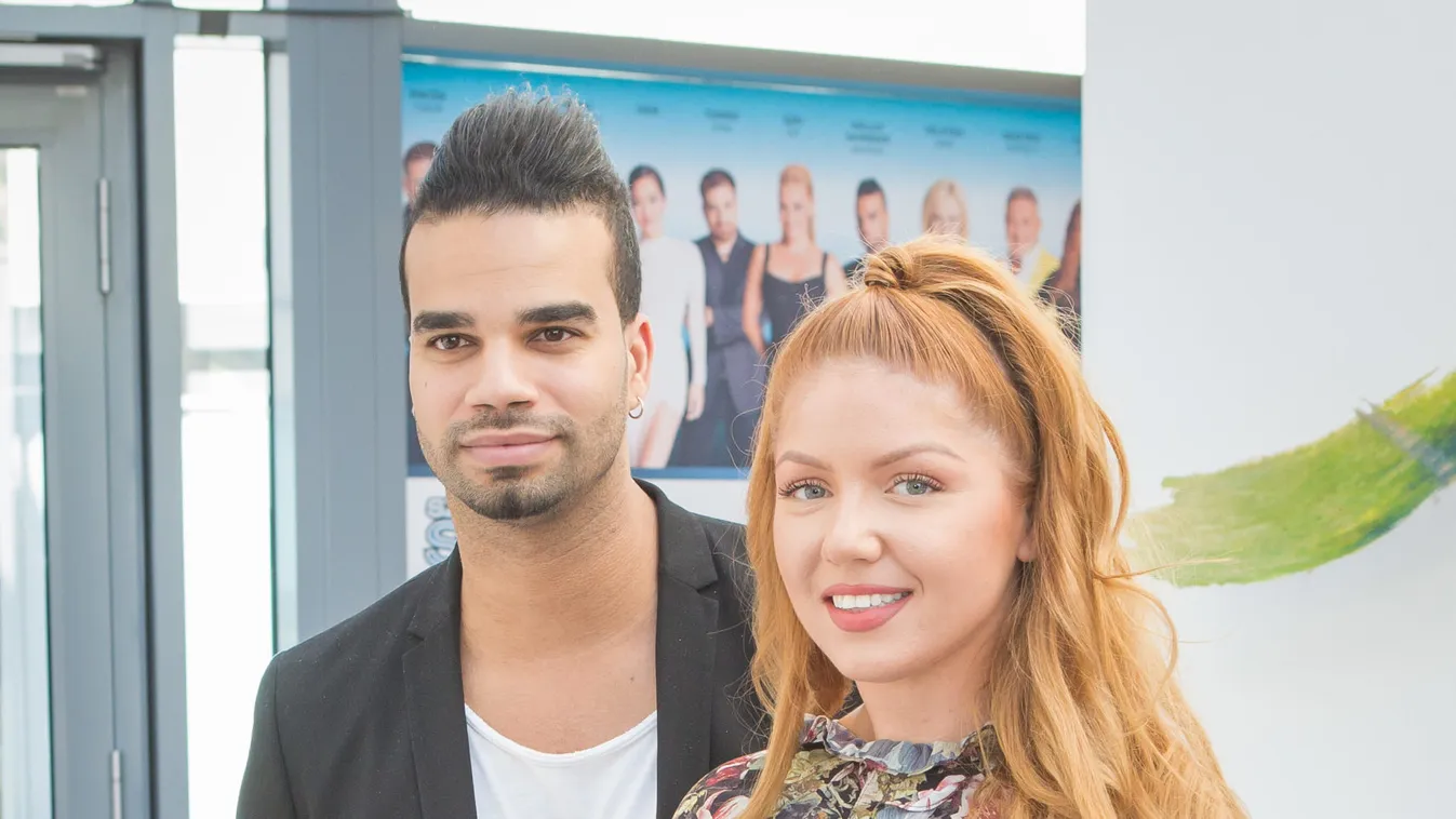 Mindenki meglepődött, Tolvai Reni titokban igent mondott Saundersnek