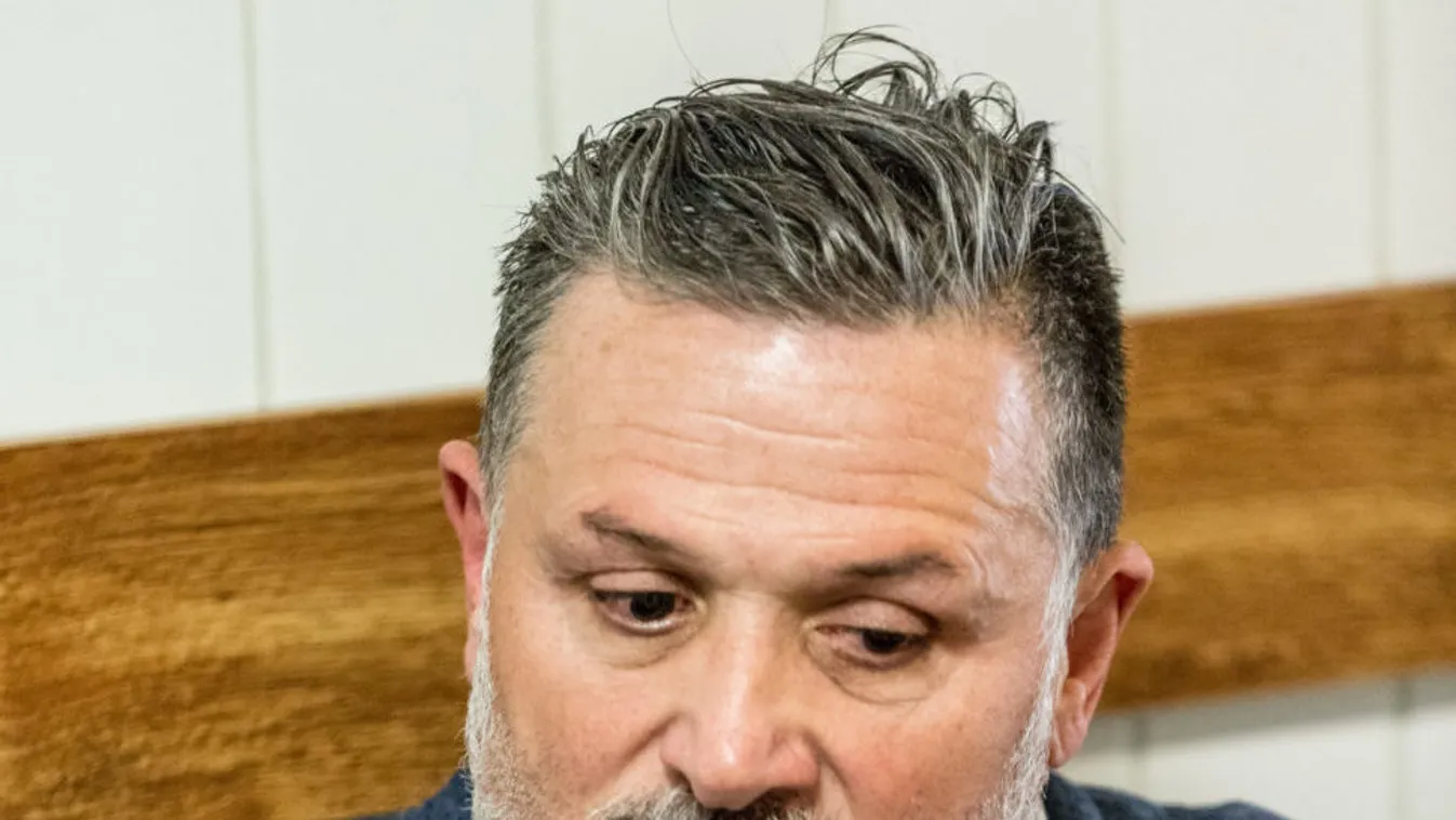 Nagy bajban Lagzi Lajcsi: Feljelenthetik hamis tanúzás és felbujtás vádjával is