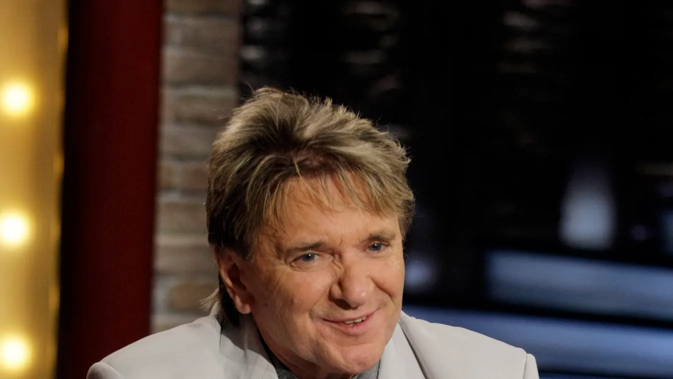 Komár László a sírból üzent kislánya 18. születésnapjára