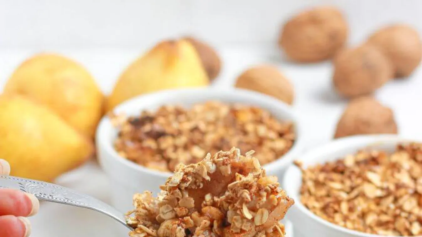 Illatos és ropogós: így készül a tepsis sült almatorta