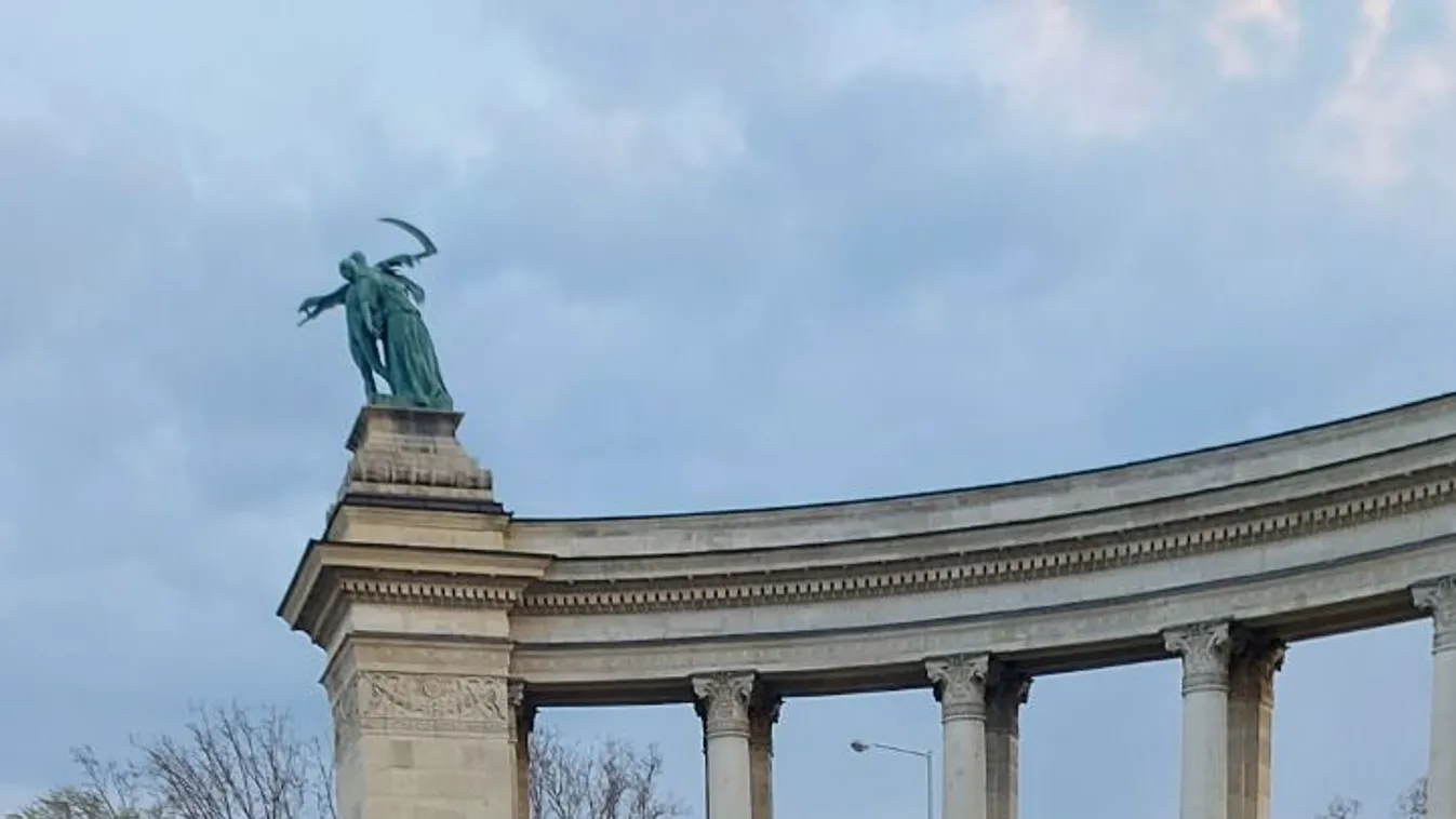 Magyar virágkötő kötötte Ferenc pápa csokrait