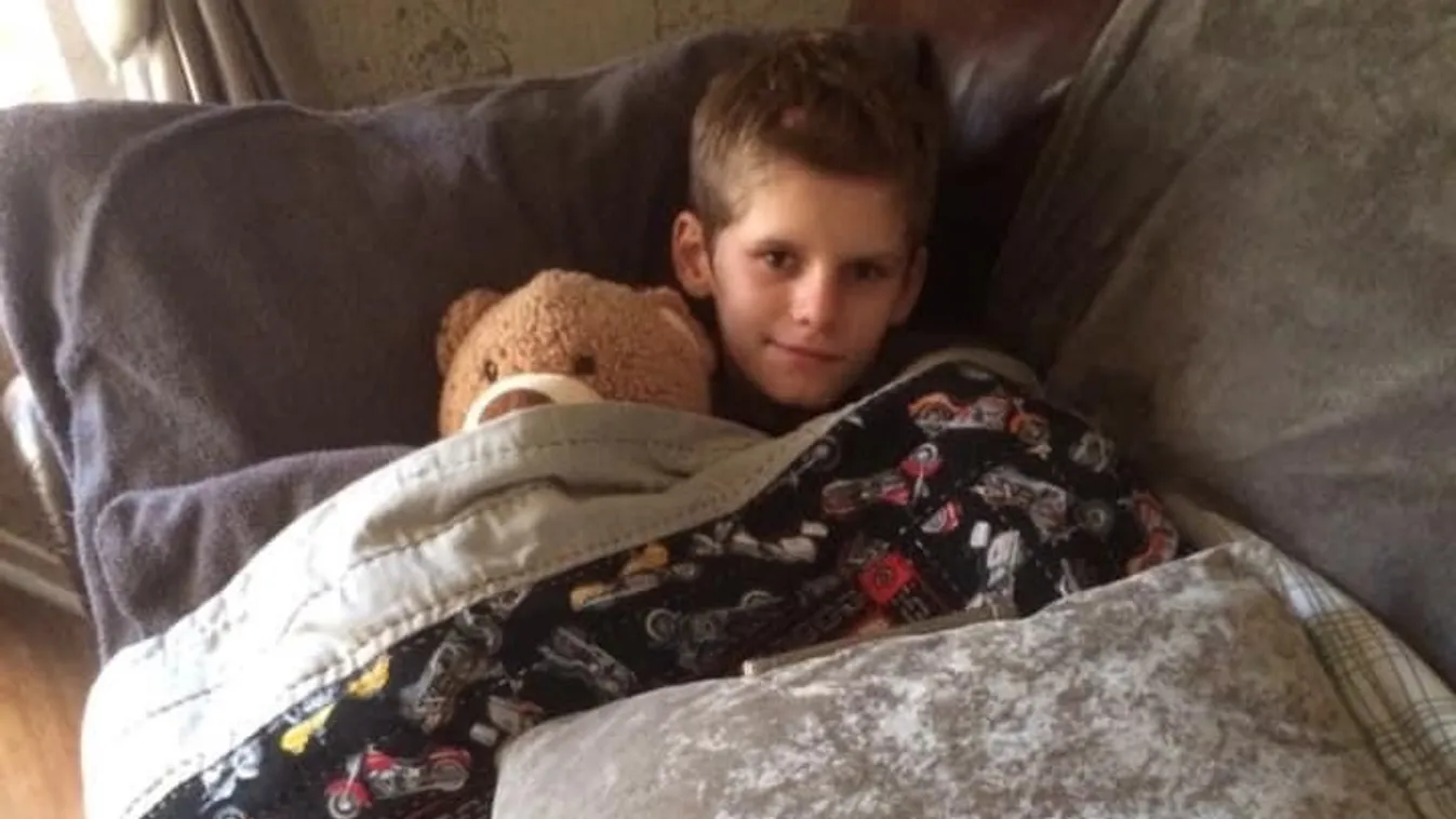 Fejfájással vitték orvoshoz a 12 éves kisfiút, most az életéért küzd