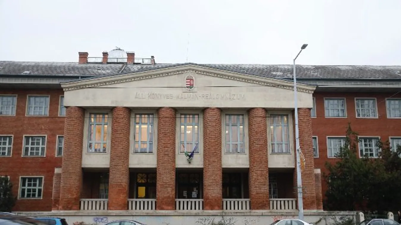 Újraélesztés után halt meg Ákos: szívszorító megemlékezésre készülnek a gimnáziumban